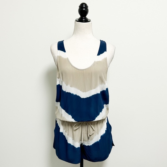 Joie Silk Tie Dye Sleeveless Scoop Neck Isidora Romper XS Ivory Beige Navy FLAWS - Picture 2 of 13